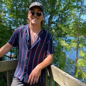 Meet your Posher, Cédric